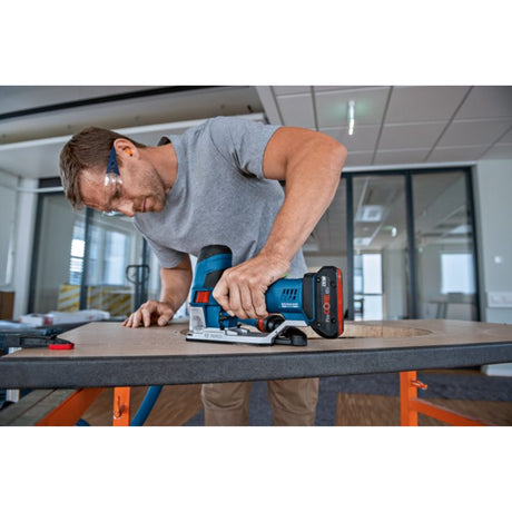 STIKKSAG GST 18V-155 SC SOLO L-BOXX (0.601.5B0.000) Uten batteri