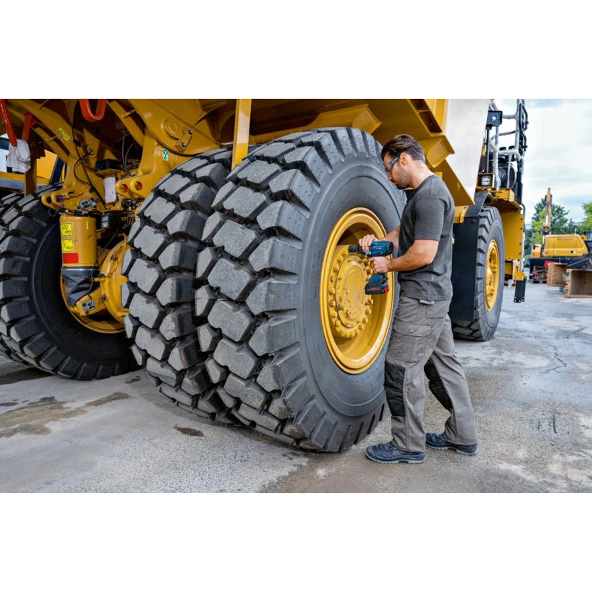 MUTTERTREKKER GDS 18V-1600 HC L-BOXX 136 (0.601.9M1.001) Uten Batteri