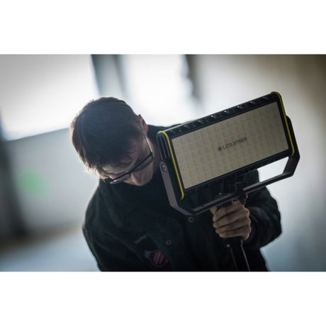 Ledlenser AF12R Work Opptil 8000 lumen